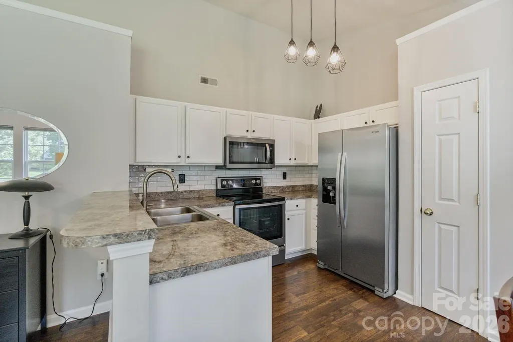 406 Courtland Court Kannapolis NC 28081
