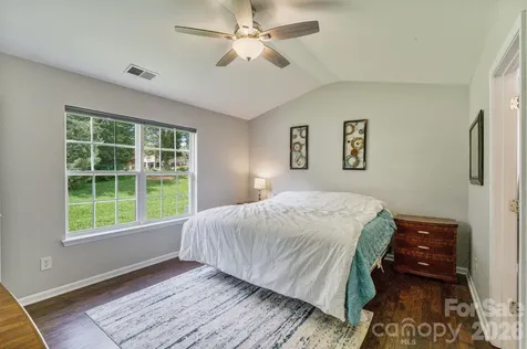 406 Courtland Court Kannapolis NC 28081