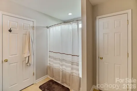 406 Courtland Court Kannapolis NC 28081