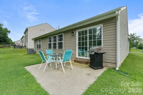 406 Courtland Court Kannapolis NC 28081
