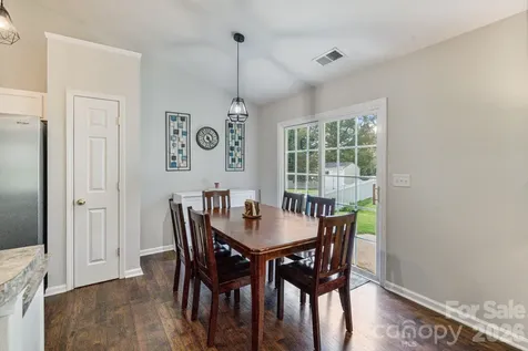 406 Courtland Court Kannapolis NC 28081
