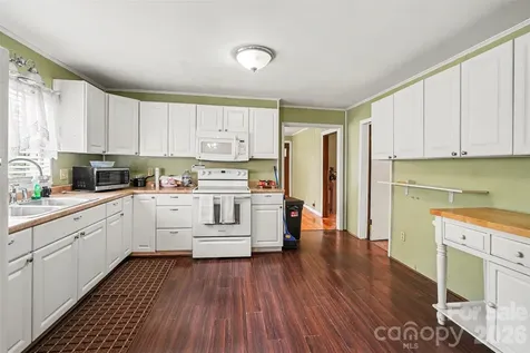 301 Hampton Road Lancaster SC 29720