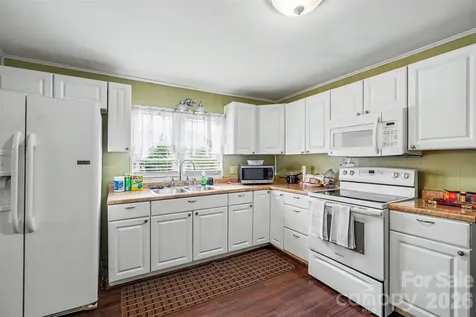 301 Hampton Road Lancaster SC 29720