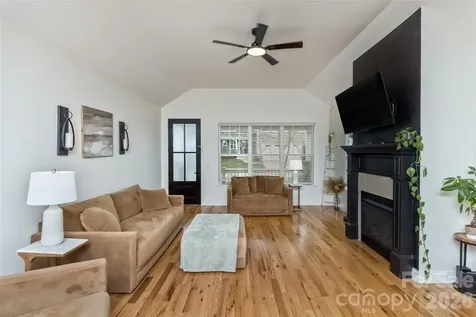84 Rose Creek Road Leicester NC 28748