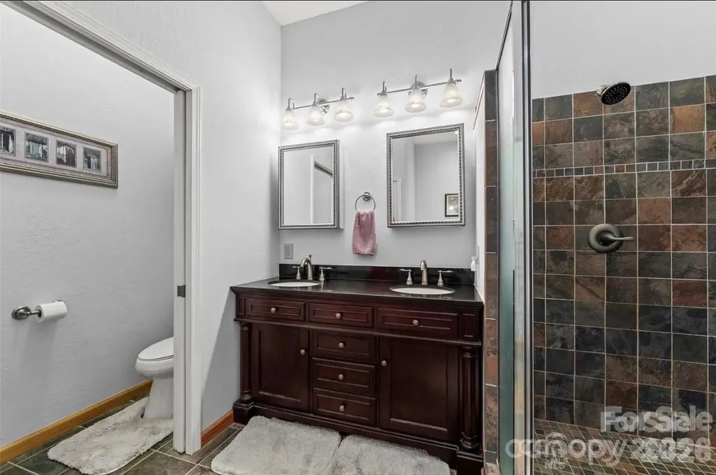 461 N Mallard Cove Almond NC 28771
