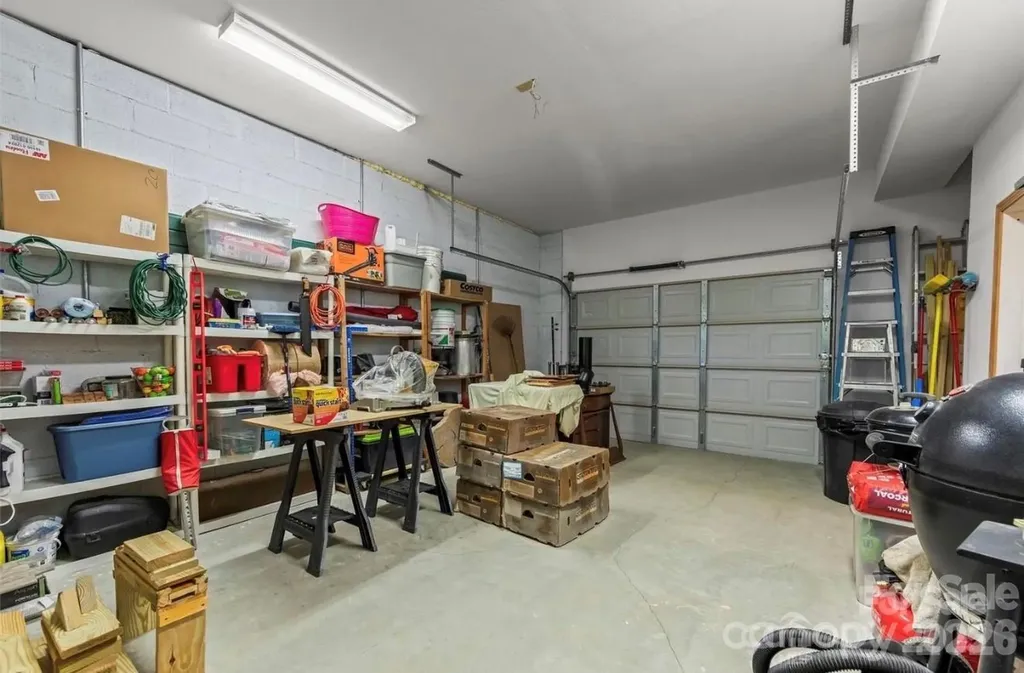 461 N Mallard Cove Almond NC 28771