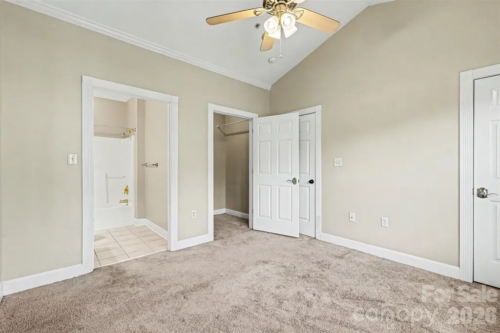 9241 Meadow Vista Road Charlotte NC 28213