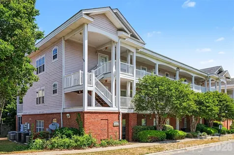 9241 Meadow Vista Road Charlotte NC 28213