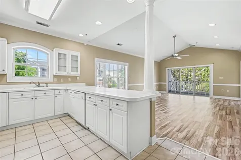 9241 Meadow Vista Road Charlotte NC 28213