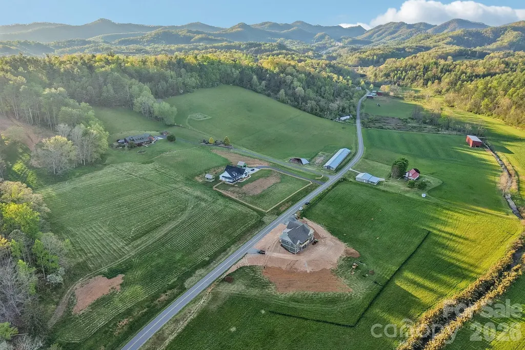 1060 California Creek Road Mars Hill NC 28754