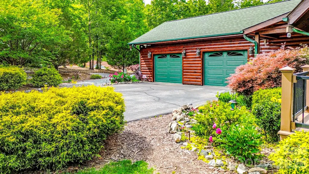 371 Hickory Loop Road Rutherfordton NC 28139