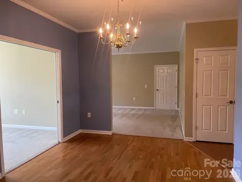 489 26th Avenue NE Hickory NC 28601