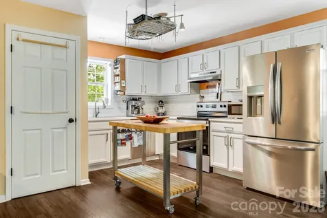 112 Shadowlawn Drive Asheville NC 28806