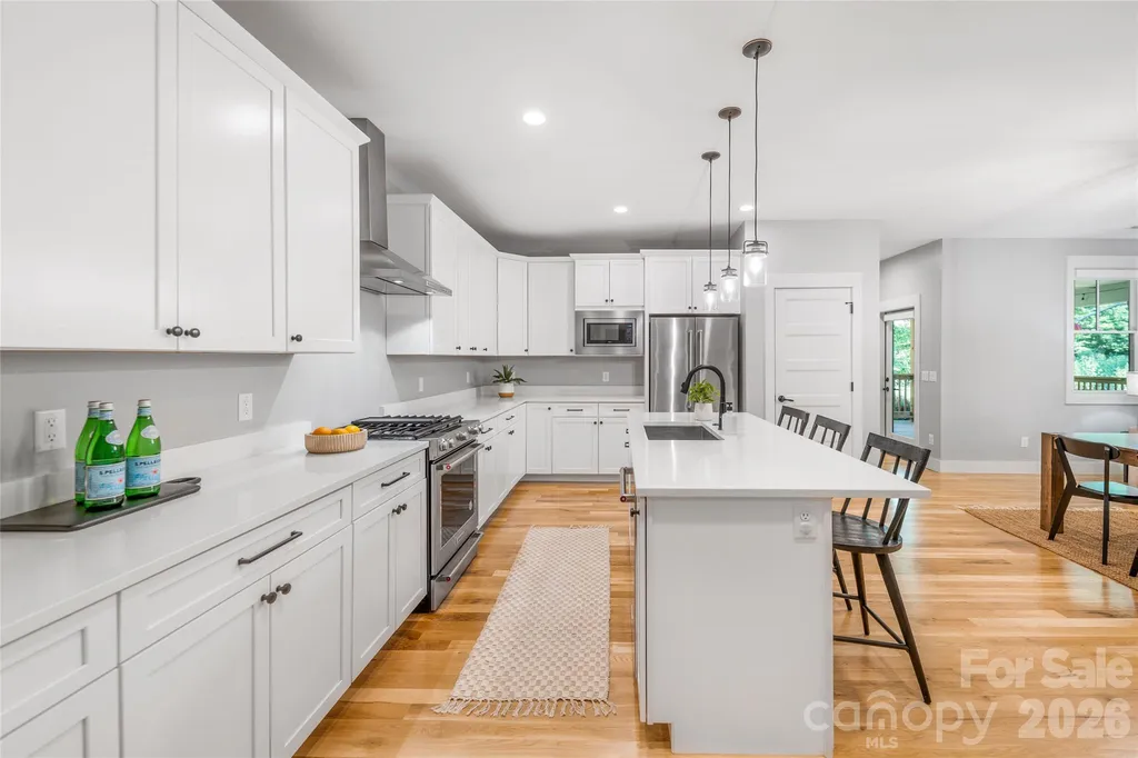 9 Ashe Park Circle Asheville NC 28806