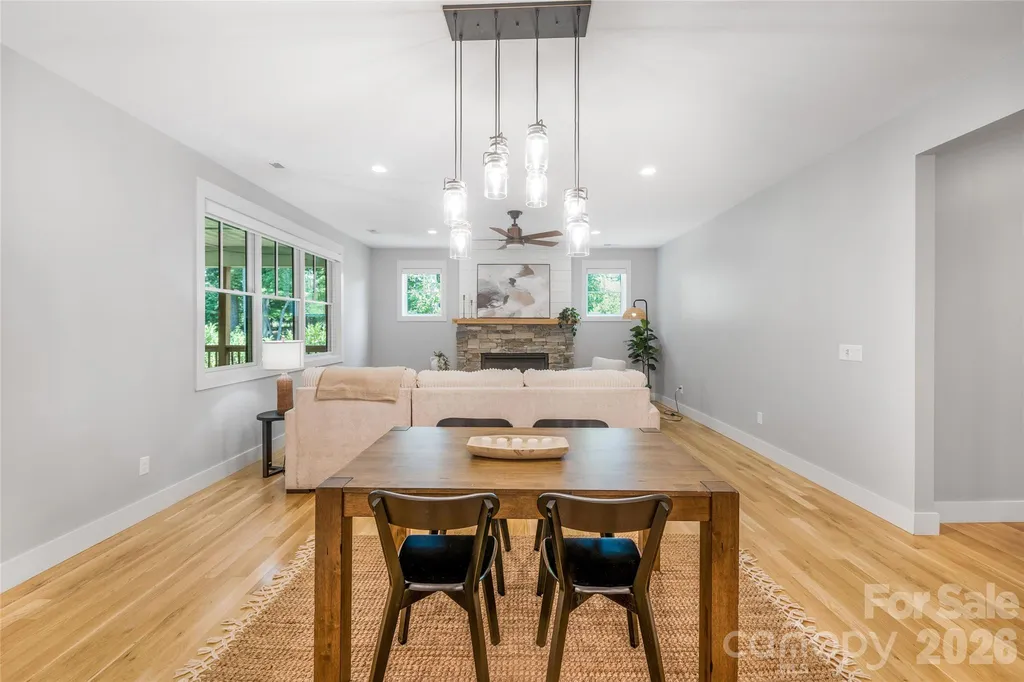 9 Ashe Park Circle Asheville NC 28806