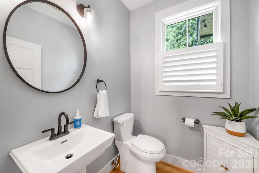 9 Ashe Park Circle Asheville NC 28806