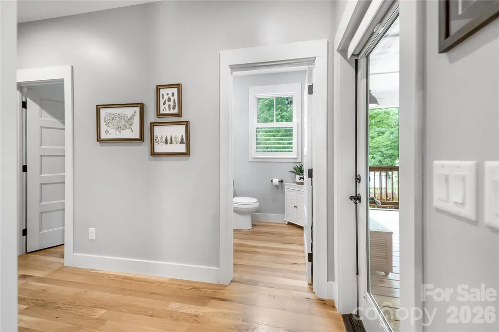 9 Ashe Park Circle Asheville NC 28806