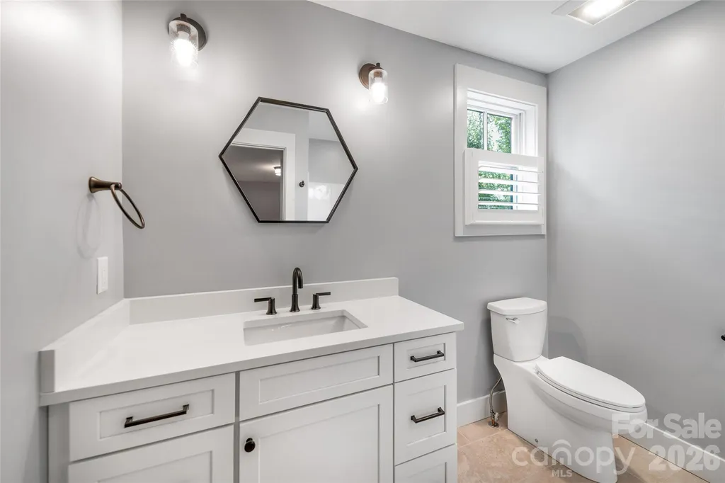 9 Ashe Park Circle Asheville NC 28806