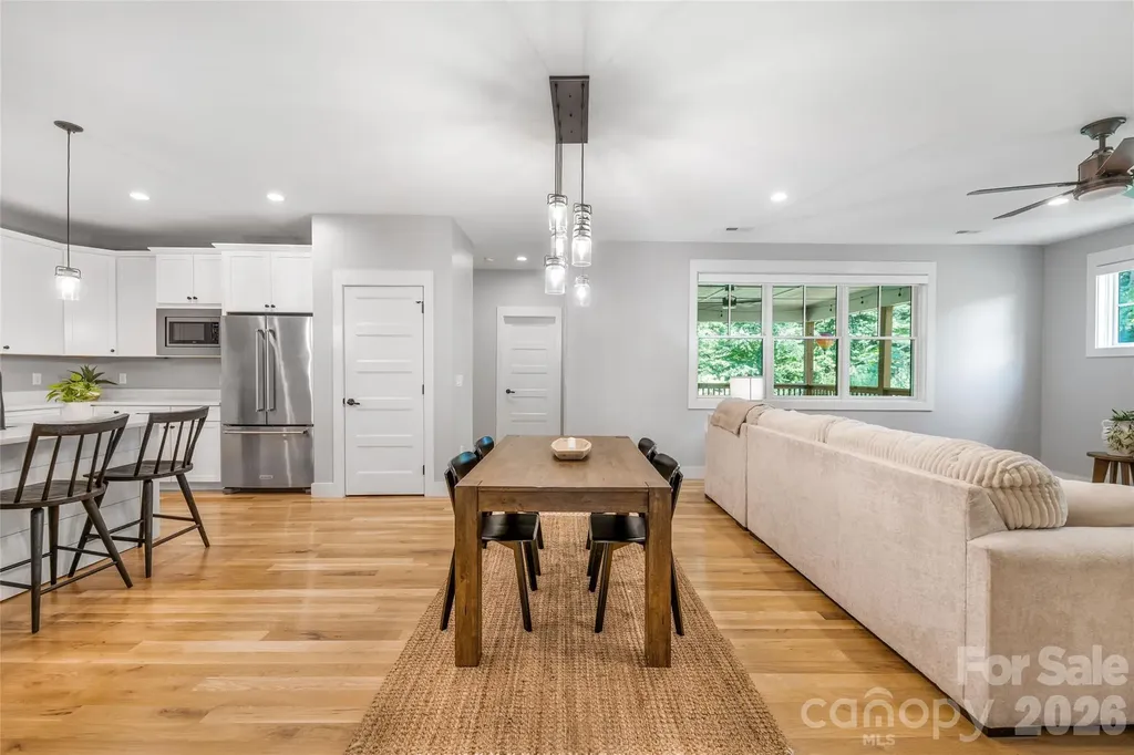 9 Ashe Park Circle Asheville NC 28806
