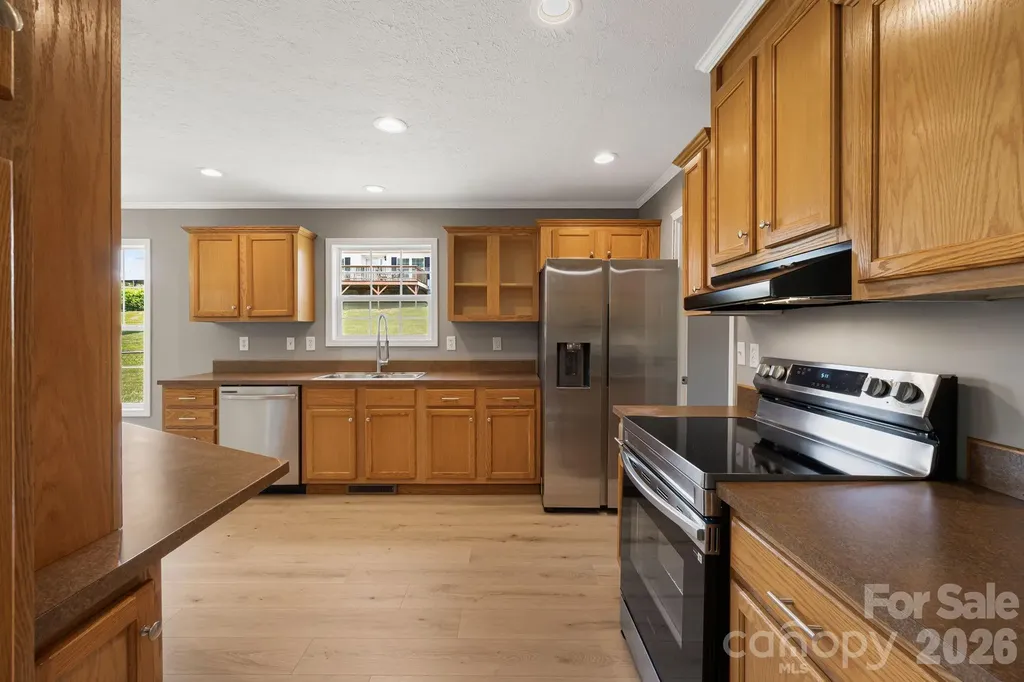 44 Morning Lane Hendersonville NC 28792