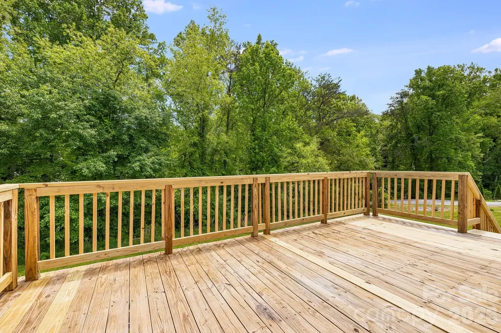 44 Morning Lane Hendersonville NC 28792