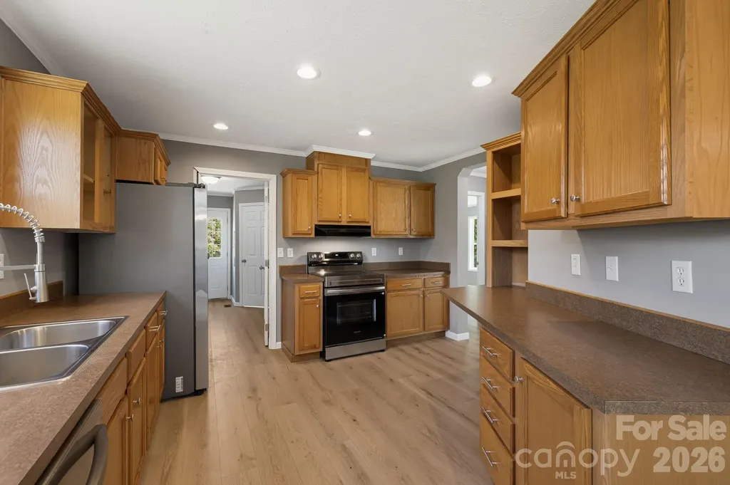 44 Morning Lane Hendersonville NC 28792
