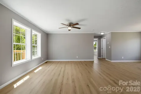 44 Morning Lane Hendersonville NC 28792