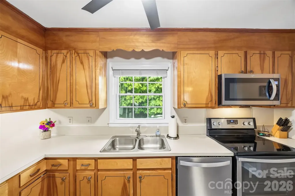 1254 Churchill Drive Gastonia NC 28054