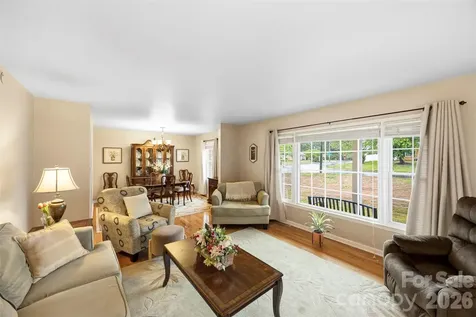1254 Churchill Drive Gastonia NC 28054