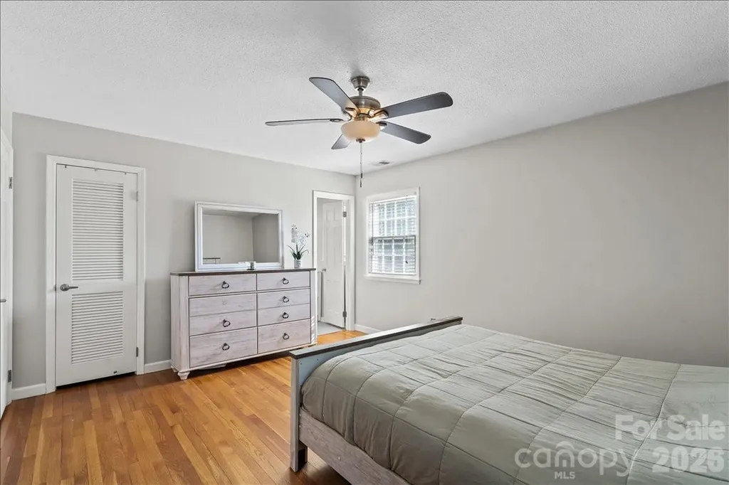 2010 Saratoga Drive Gastonia NC 28056
