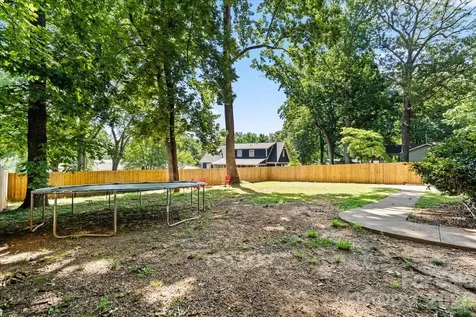 2010 Saratoga Drive Gastonia NC 28056
