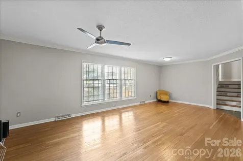 2010 Saratoga Drive Gastonia NC 28056