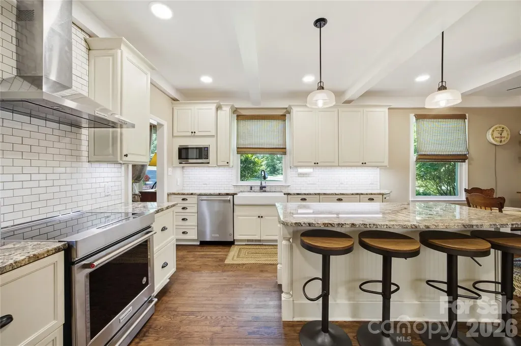 455 Heathcote Drive Statesville NC 28677
