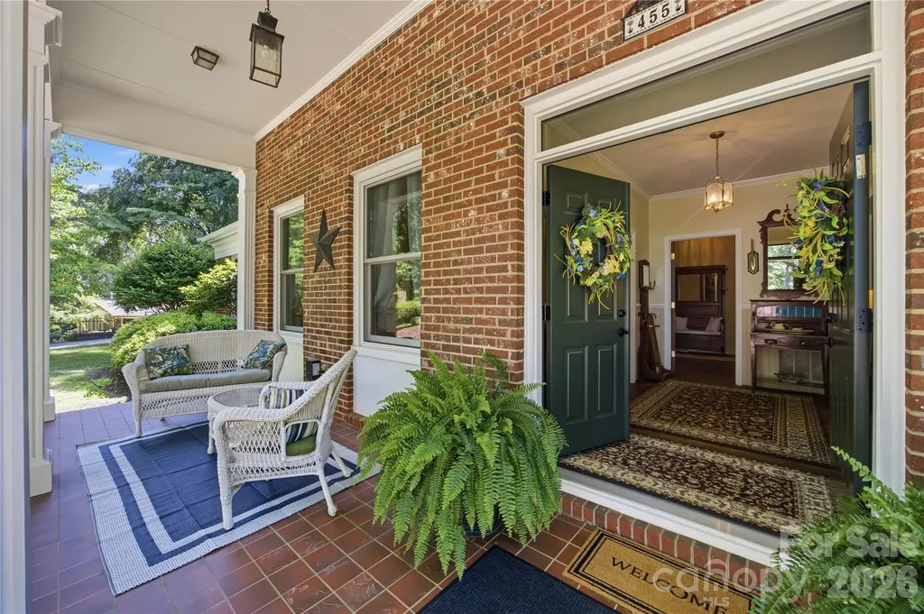 455 Heathcote Drive Statesville NC 28677