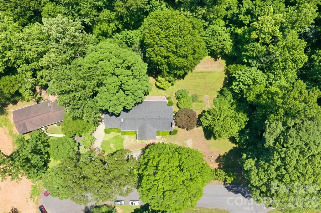 455 Heathcote Drive Statesville NC 28677