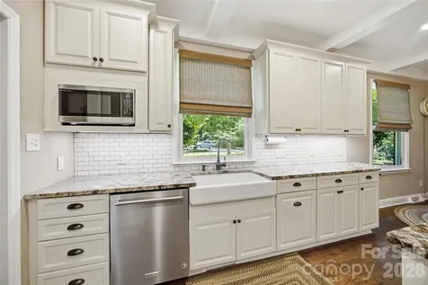 455 Heathcote Drive Statesville NC 28677