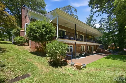 455 Heathcote Drive Statesville NC 28677