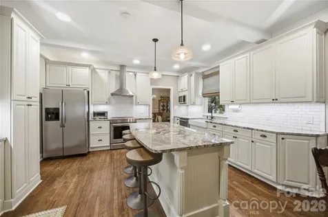 455 Heathcote Drive Statesville NC 28677