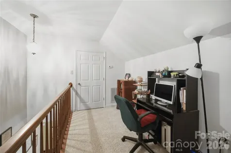 455 Heathcote Drive Statesville NC 28677