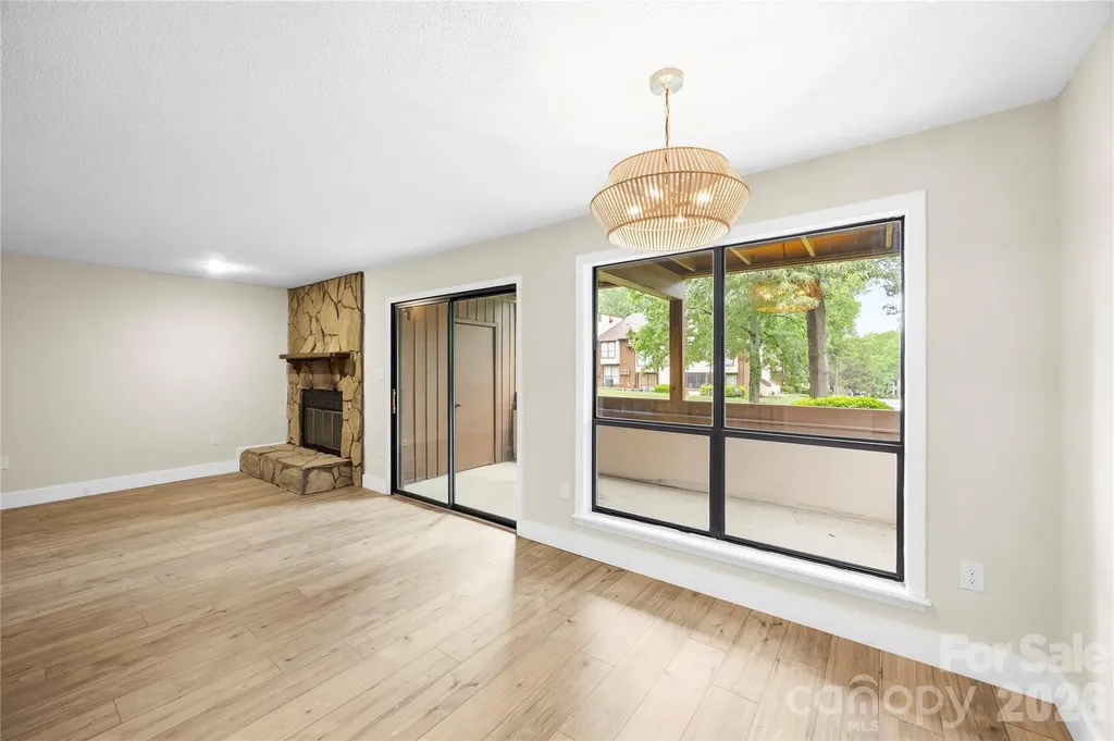 7204 Winery Lane Charlotte NC 28227