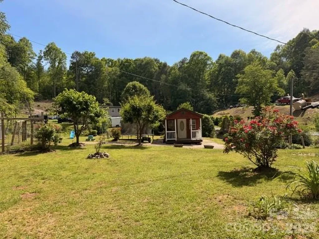 4735 Sugar Hill Road Marion NC 28752