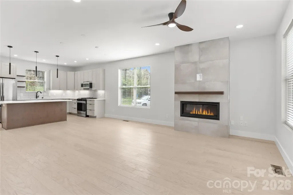 89 Oakley Road Asheville NC 28803