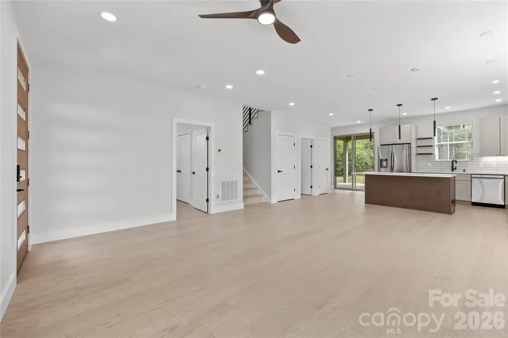89 Oakley Road Asheville NC 28803
