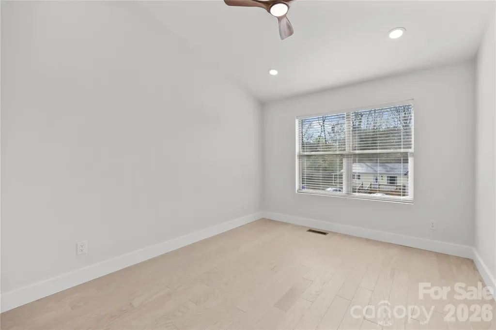 89 Oakley Road Asheville NC 28803