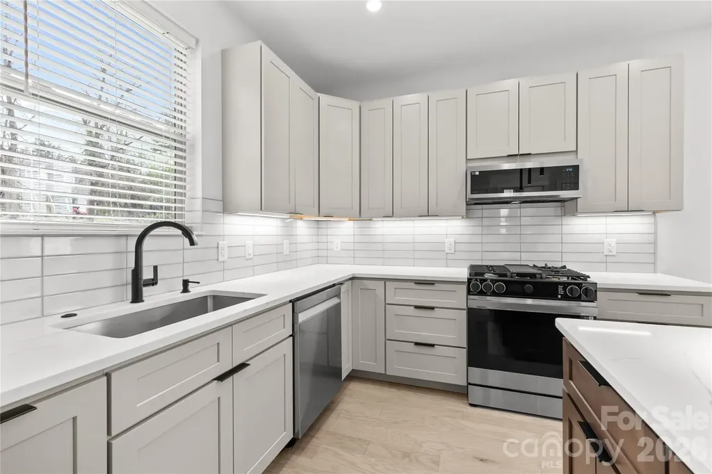 89 Oakley Road Asheville NC 28803