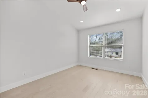 89 Oakley Road Asheville NC 28803