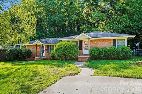 4809 Malibu Drive Charlotte NC 28215