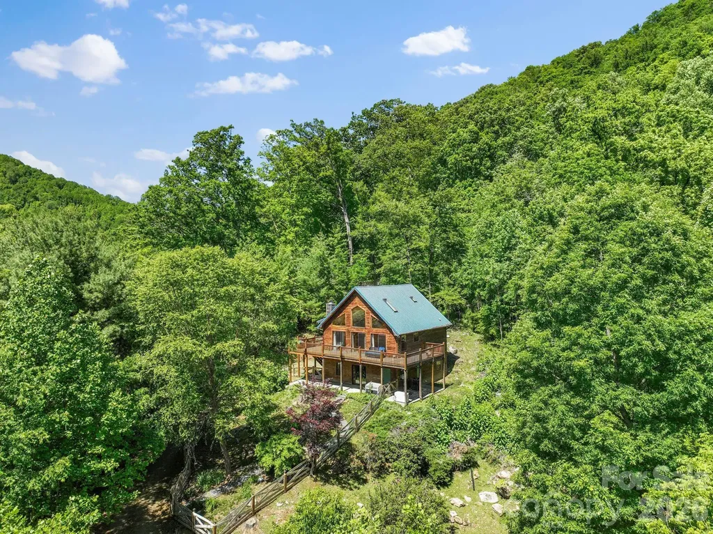 1206 Caldwell Mountain Road Hot Springs NC 28743