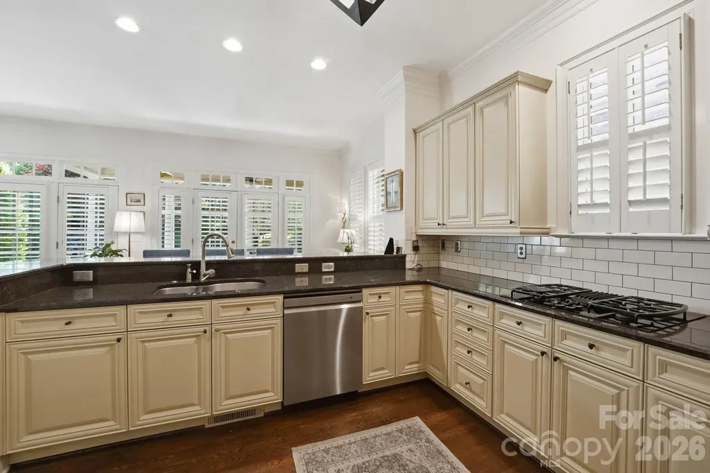 2618 Sheffield Crescent Court Charlotte NC 28226