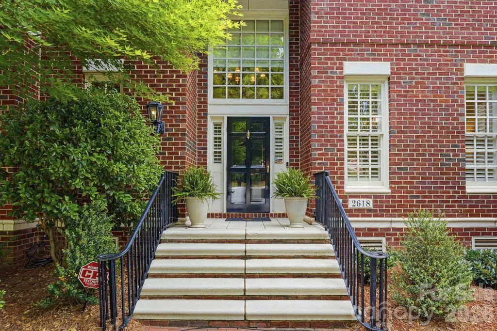 2618 Sheffield Crescent Court Charlotte NC 28226